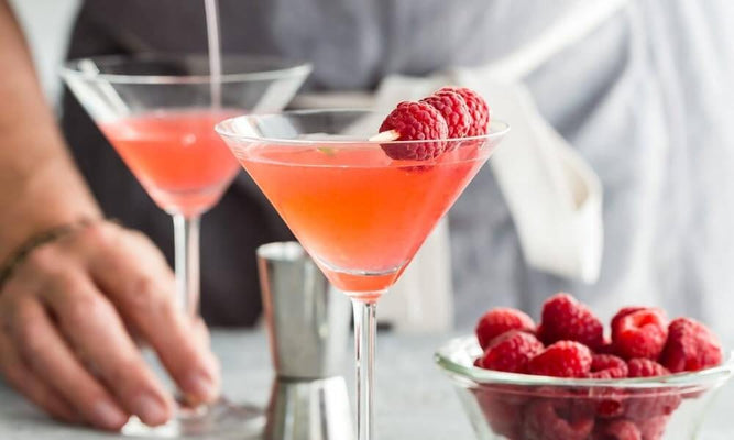 Vanilla & Raspberry Martini Cocktail Recipe