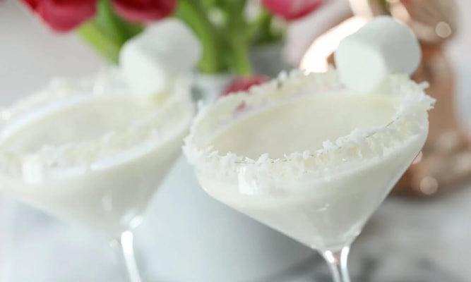 The Cottontail Martini Cocktail Recipe