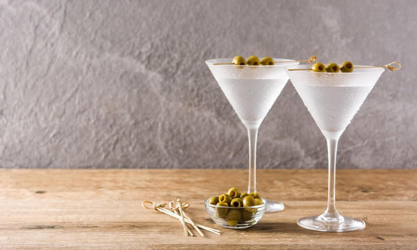 Classic Dry Martini Cocktail Recipe | Cocktail Collective
