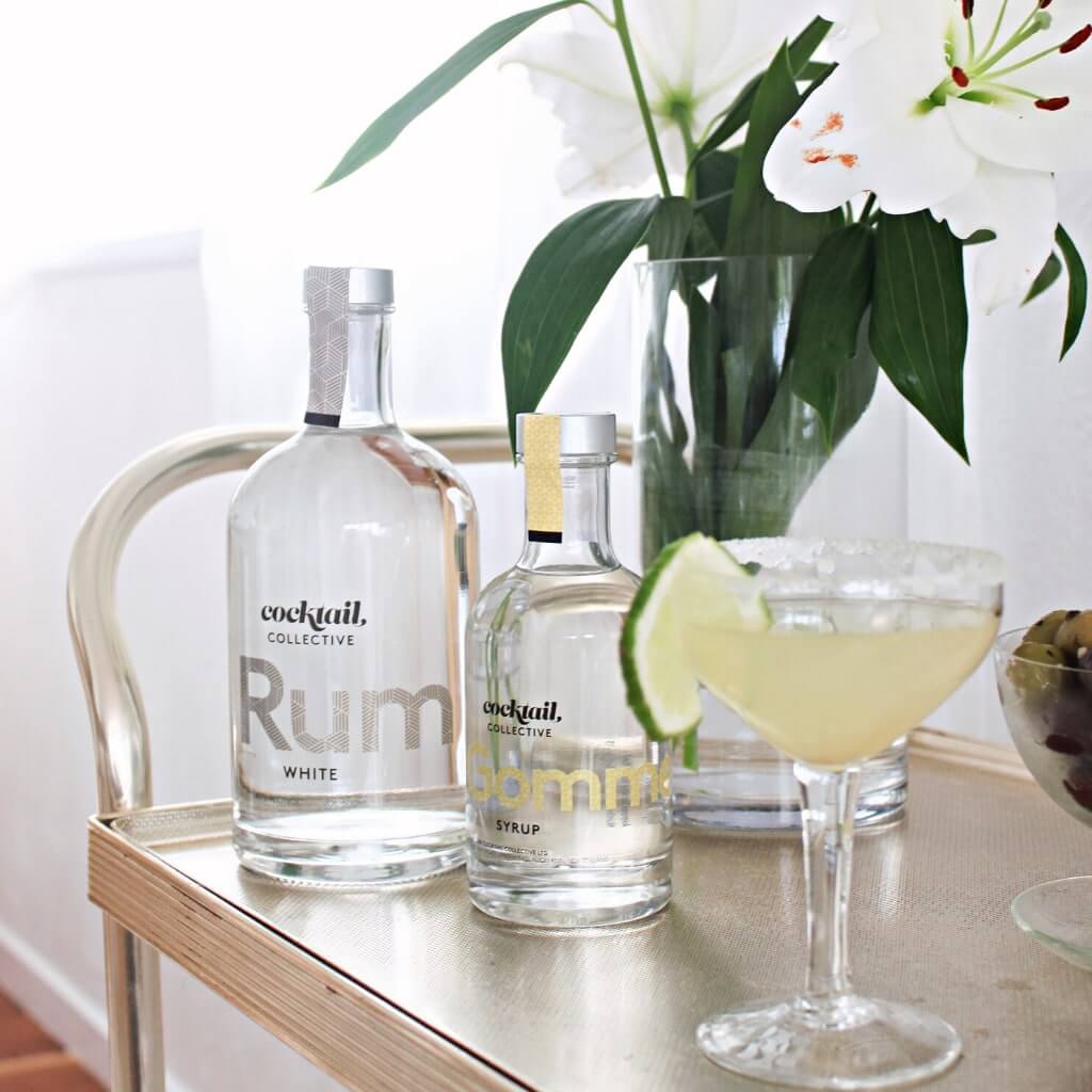 Daiquiri cocktail with garnish on barcart